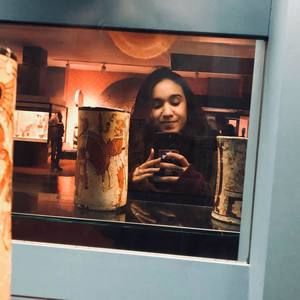 Meet your Posher, Eva